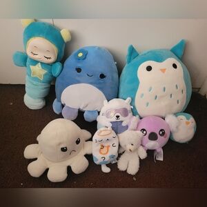 Lot of plushies